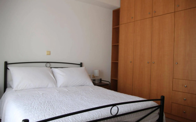 Ampelos Executive Houses