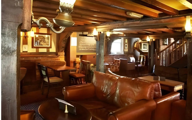 Riverside Inn