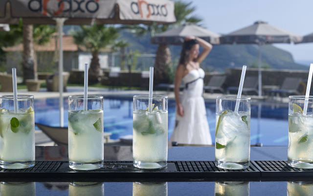 Anaxo Resort
