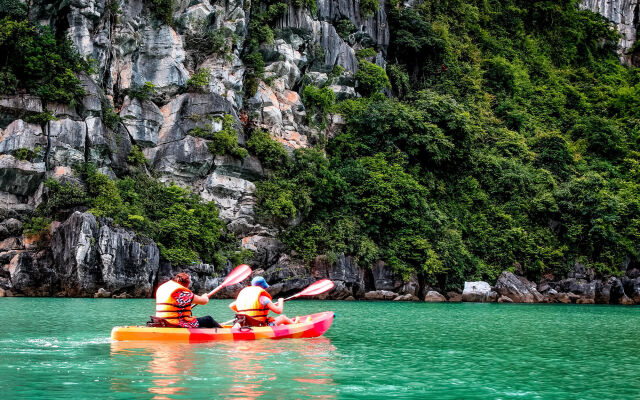 Halong Paloma Cruise