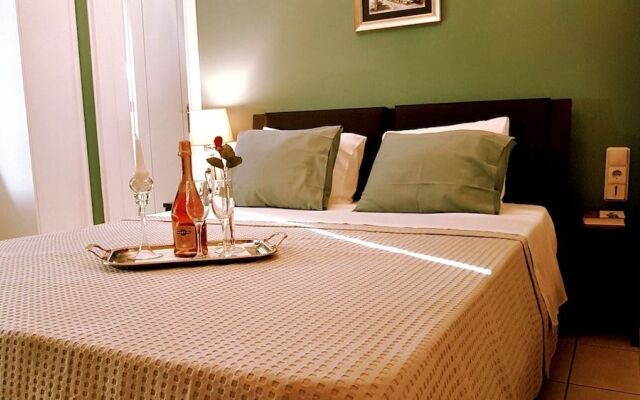 Q Suites Preveza