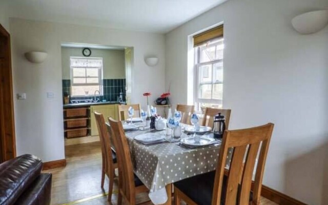 Badger's Lodge