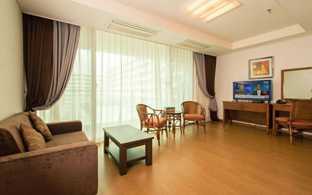 Xenia Hotel Clark - Multi Use Hotel