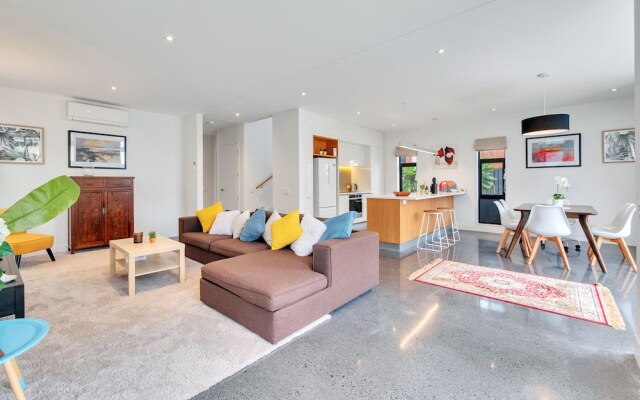 Wonderful Hobsonville Three Bedroom Home