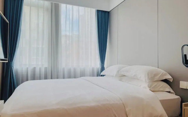 Dayin Hotel (Shanghai People's Square & Suzhou River Branch)