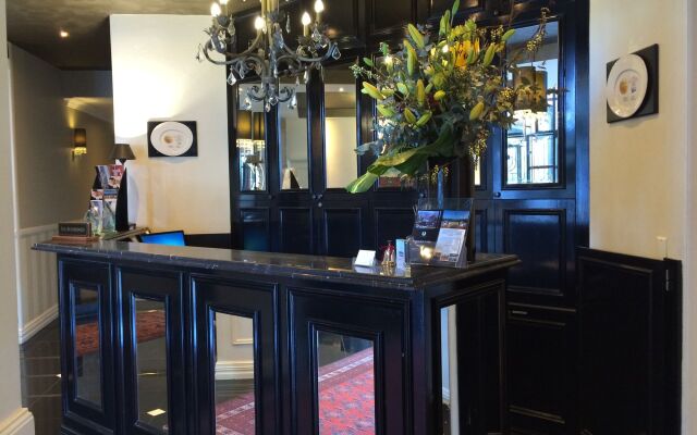 Echoes Boutique Hotel and Restaurant