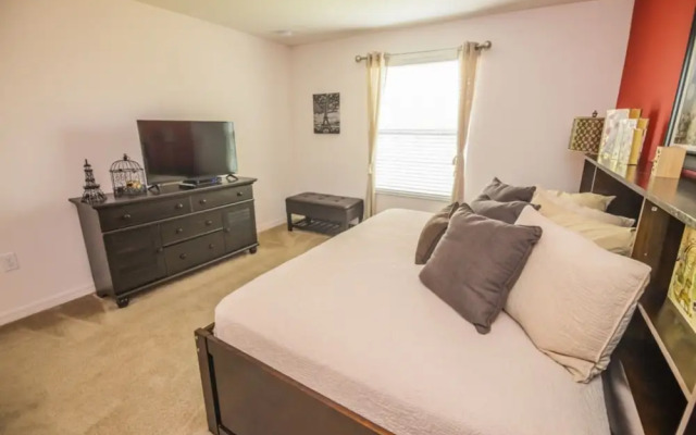 The Stirling Luxury Solterra Vacation Home