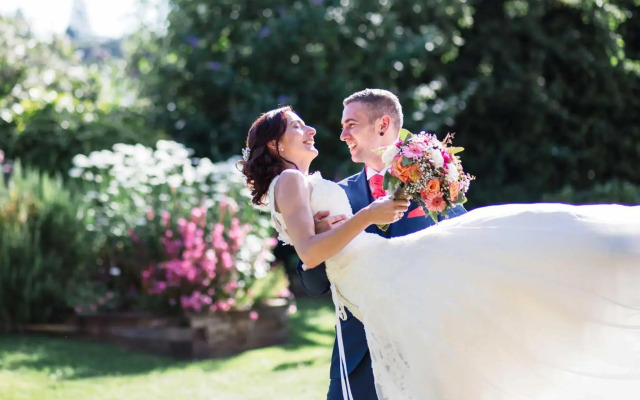 TLH Toorak Hotel - TLH Leisure, Entertainment and Spa Resort