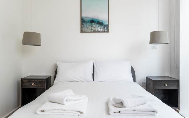 NEW Modern 2BD Flat in Shoreditch With Balcony