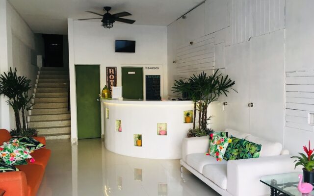 Tropicus 15 Suite Room With Balcony