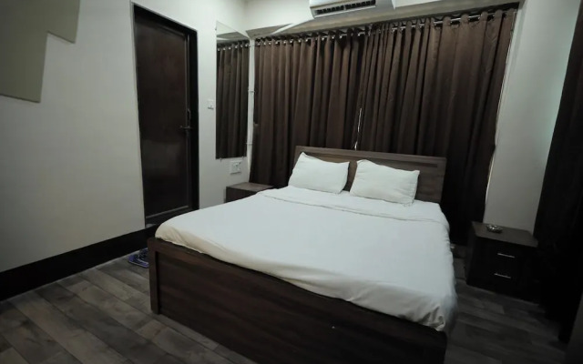 The Grand Vinayak Hotel