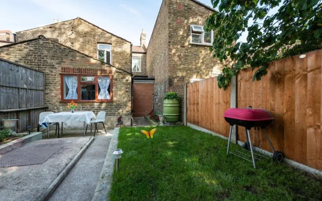 Stratford House - Sleepylodge