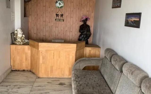 Airport Hotel