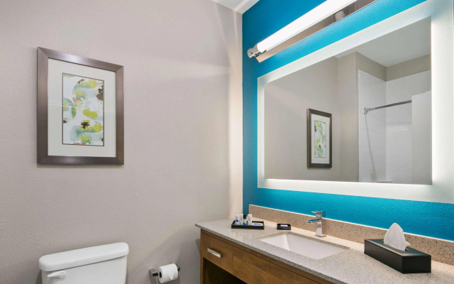 Best Western Plus Houston Atascocita Inn & Suites