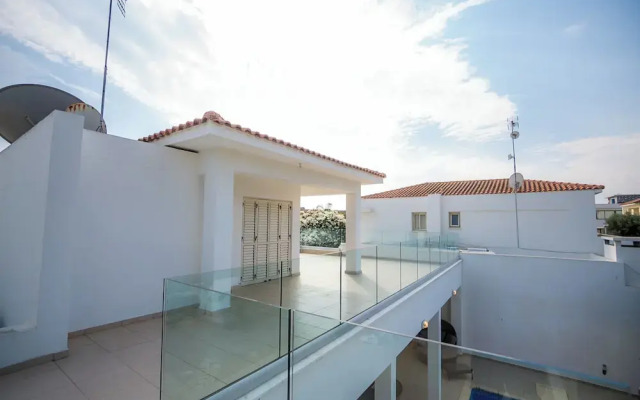 Beachfront 3 BDR Villa With Pool