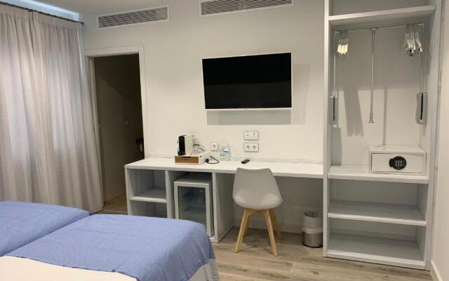 Nerja Casual Rooms