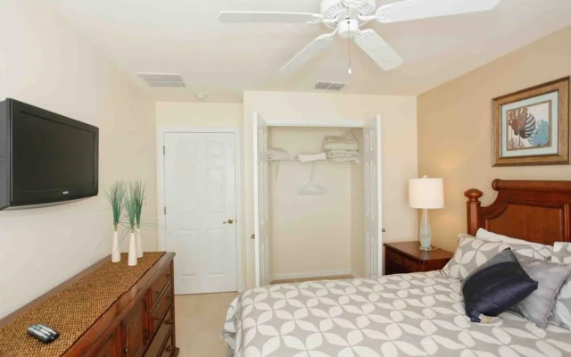 3 Bed Twhm W/splash Pool at Bella Vida Resort