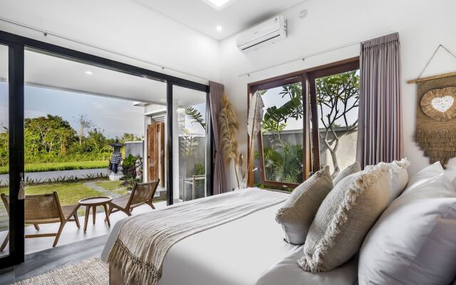 Villa Grateful by Alfred in Bali