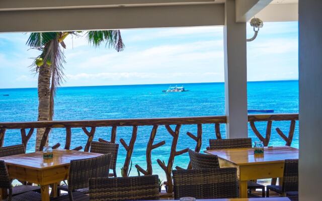 Little Mermaid Dive Resort by Cocotel
