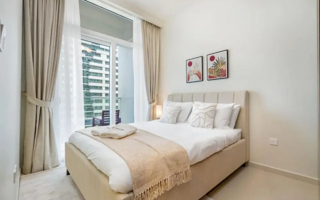 Soothing 1BR at Downtown Dubai Business Bay