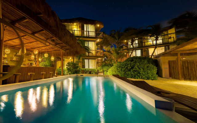 Akkuun Tulum Adults Only
