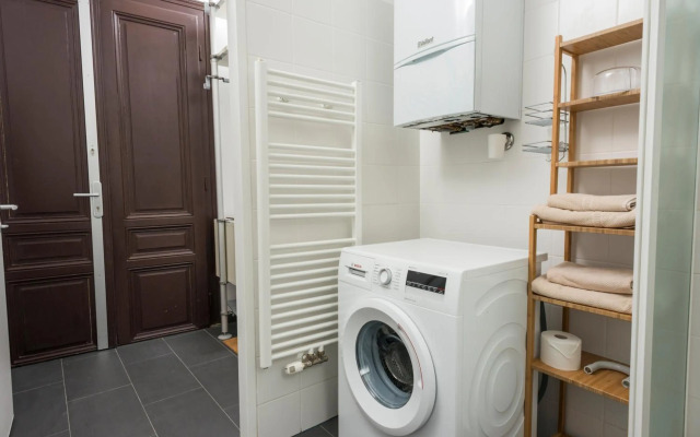 Garden Lounge Satzberg by ichbucheAT