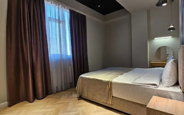 Luxury City Apart Hotel