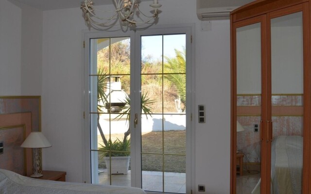 Villa Area