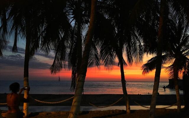 The Cantamar Beach Hostel