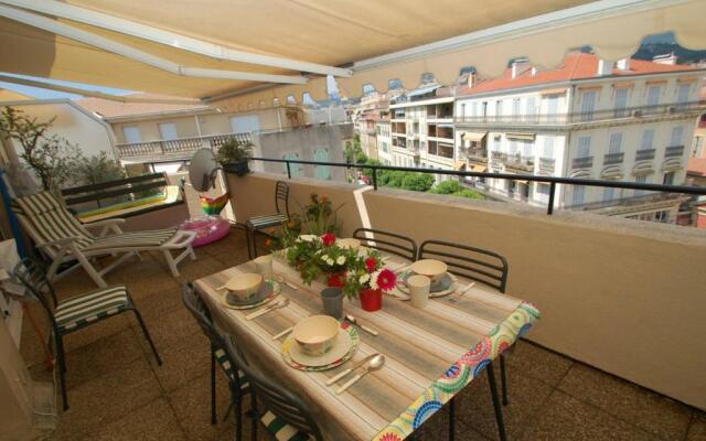Appartement Menton, 2 pièces, 4 personnes - FR-1-196-280