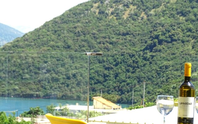 Valmar Hotel