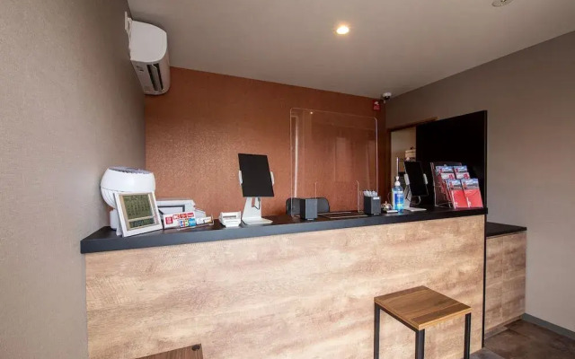 HOTEL R9 The Yard Uki