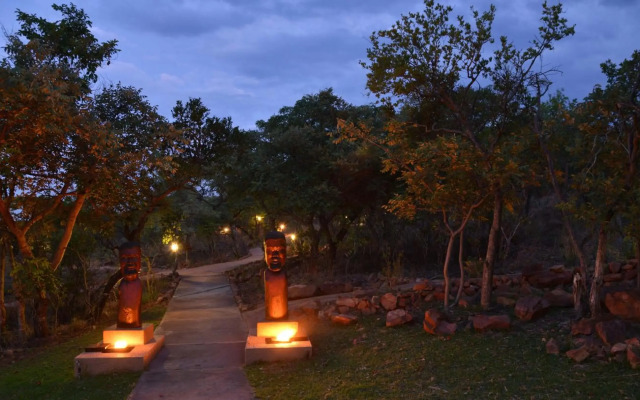 Zwahili Game Lodge & Spa