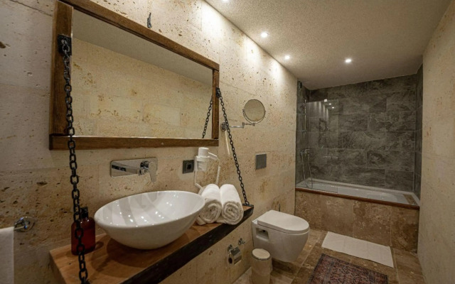 Sunak Cave Hotel