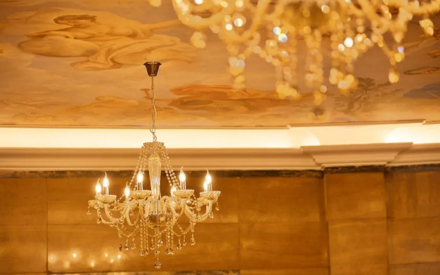 2115 Boutique Hostel