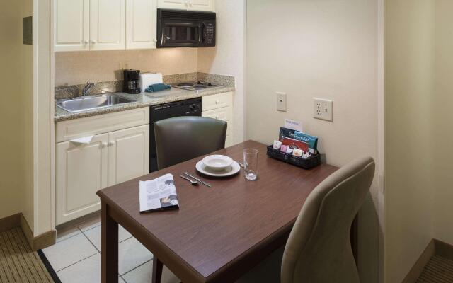 Homewood Suites by Hilton Newark-Cranford