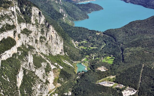 Hotel Garni Lago Nembia