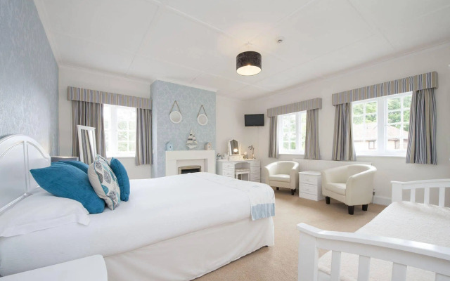 The Fishbourne - Isle of Wight