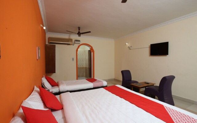 OYO 12781 Jayam Resort