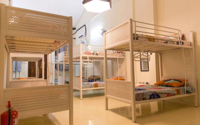 Vloft Backpackers Hostel by ZUZU