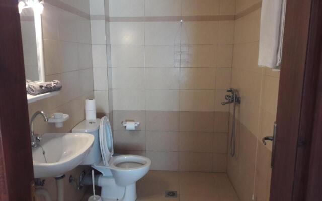 Rooms-Studio Anagnostou