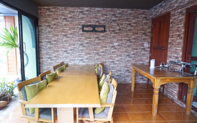 Phuruaboutique Hotel & Saunas