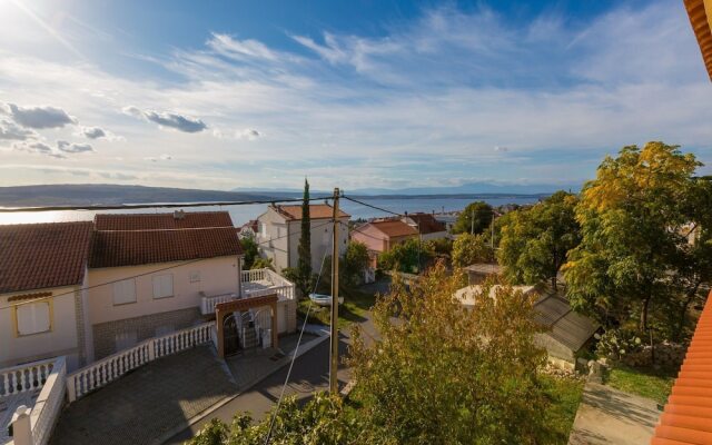 Apartments Kolonic