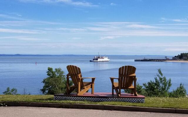 Motel Les Chalets Bo-Fleuve