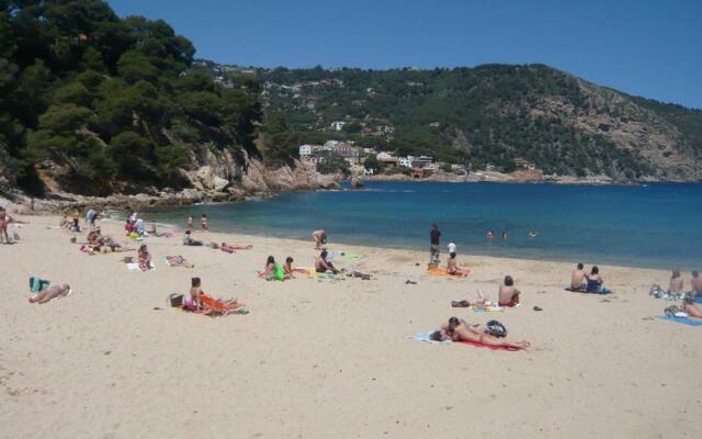 BRAVAHOLIDAYS-13-K4