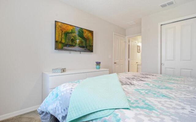 Four Bedroom w/ GameRoom 5152A