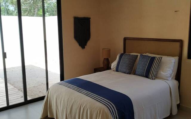 Surenna Bella - 3 Bedroom Home With Pool