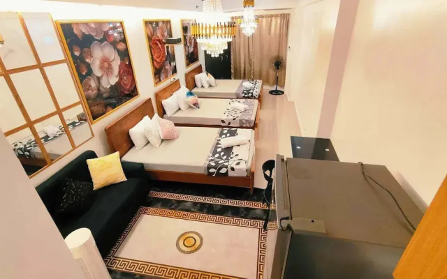 The Royal Bloom Room-1409TowerA