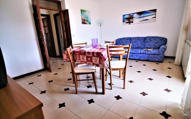 Holidaycasa Leone - Con Posto Auto a 200mt Dal Mare