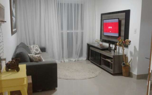 Apto alto padrão com piscina